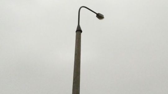 Za ciemno na ul. Wrotkowskiej. Poprawią to