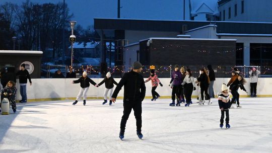 Za ciepło dla ślizgawki. Zamknęli sztuczne lodowisko Za ciepło dla ślizgawki. Zamknęli sztuczne lodowisko