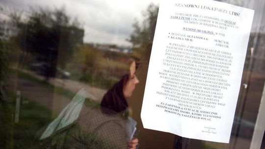 Za długi bloku odpowiedzą wszyscy. Także ci, którzy płacą czynsz