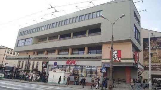 Za tanio, czy w sam raz? Spory radnych o Astorię