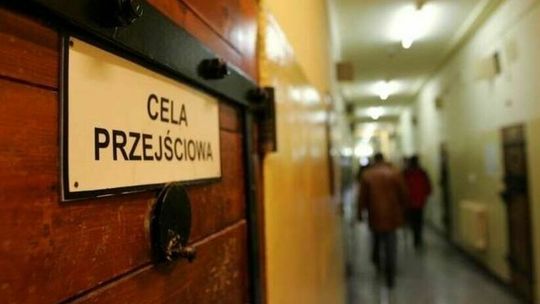 Zaatakował pałką teleskopową. Poszło o znajomość z dziewczyną