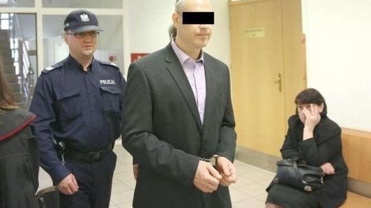 Zabił narzeczoną i upozorował samobójstwo? Proces jednak dłuższy