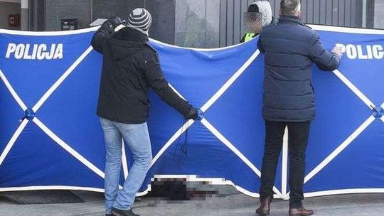 Zabójstwo kobiety przy ul. Gęsiej w Lublinie. Piotr R. nadal w śpiączce