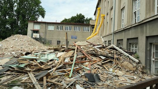 Zabytkowa szkoła do przebudowy. Będą nowe mieszkania w centrum Lublina