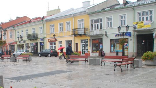 Zabytkowe auta będą mogły wjeżdżać na plac Łuczkowskiego w Chełmie