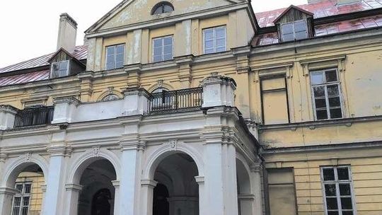 Zabytkowy pałac sprzedany. Co się w nim znajdzie?