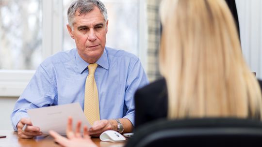 Zachowek po rodzicach – ile wynosi i jak dochodzić roszczenia?