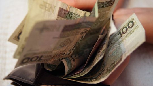 Żądza pieniądza, a z konta „wyparowało” 290 tysięcy