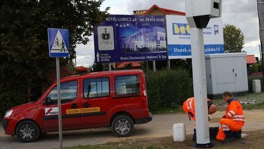 Zagłosują przeciwko fotoradarom, dostaną zniżkę na zakupy