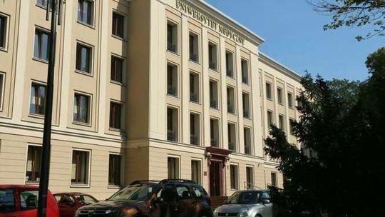 Zagrożenie koronawirusem. Lubelskie uczelnie nie odwołują zajęć, ale wprowadzają pewne zmiany