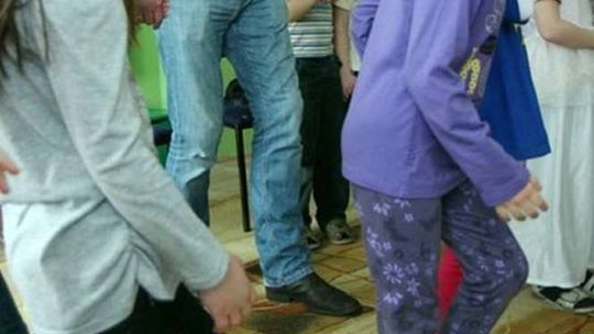 Zakażenie na koloniach w Motyczu. Dzieci w szpitalu, ferie skrócone