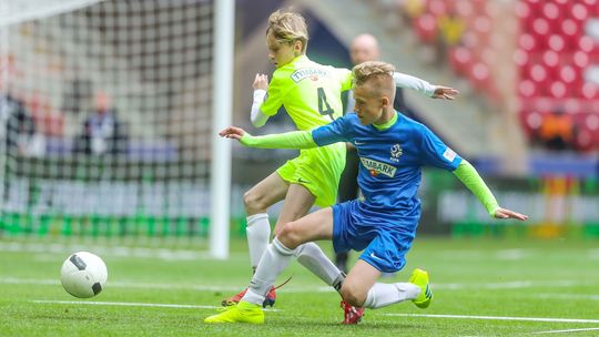 Zakończył się turniej „Z Podwórka na Stadion o Puchar Tymbarku”. Nasi za podium w finale