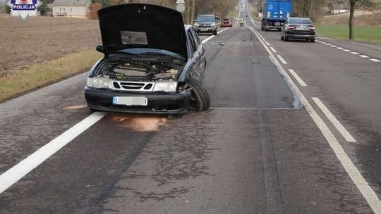 Zakręcie: 21-latek w BMW doprowadził do wypadku