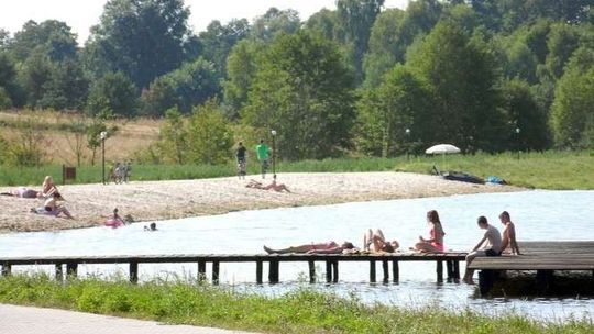 Zalew w Janowicach w budowie. Od trzech lat nie udało się odebrać