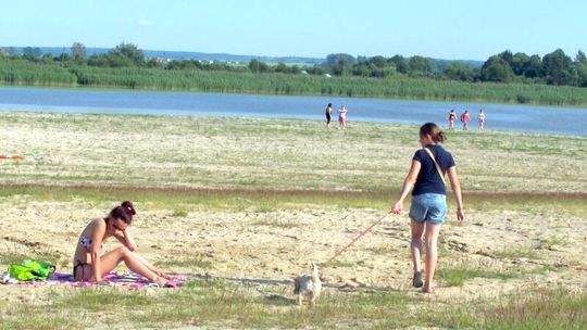 Zalew w Zamościu czeka na wodę i plażowiczów