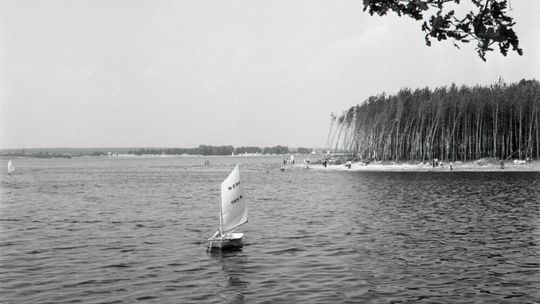 Zalew Zemborzycki obchodzi 49 urodziny. Zobaczcie jak wyglądał w przeszłości.