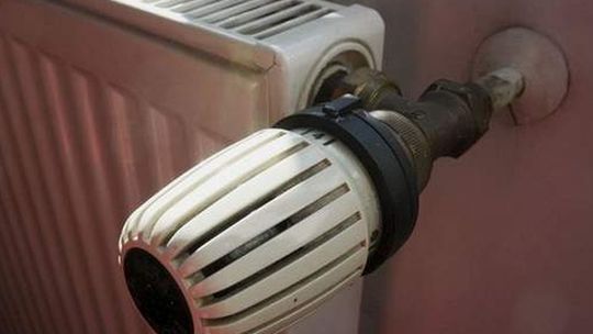 Zaliczki opłat za ogrzewanie, wyższe niż koszty. \"Nie wiadomo jaka będzie zima\"