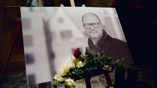 Żałoba narodowa. Część lubelskich instytucji odwołuje i przenosi imprezy. Co ze studniówkami?
