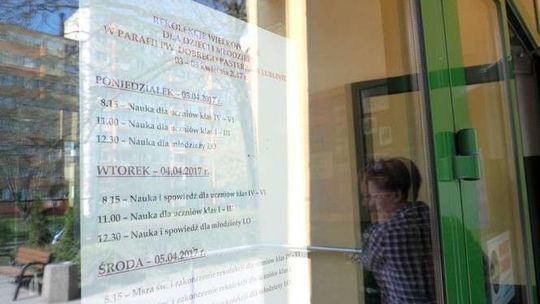 Zamiast zajęć modlitwa. Rekolekcje wielkopostne powinny odbywać się po lekcjach?