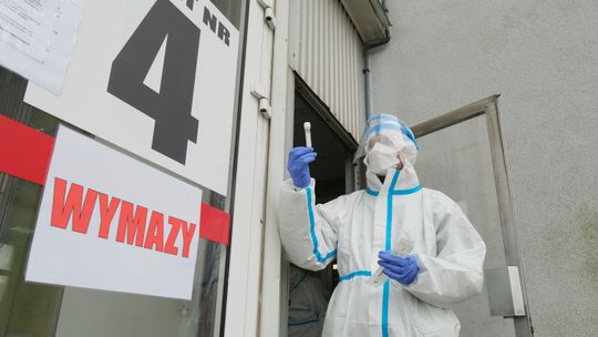 Zamieszanie ze szczepionkami przeciw COVID-19 w jednym z lubelskich szpitali. "To jakiś absurd"