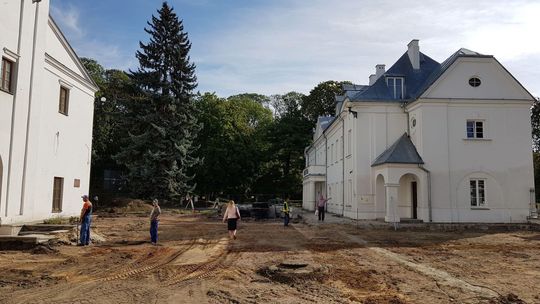 Zamknęli wjazd do parku, mieszkańcy oburzeni. Prezydent wyjaśnia