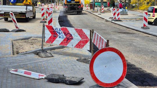 Zamknęli wjazd na ulicę Wallenroda. Dojazd do szkoły z innej strony