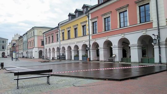 Zamojscy restauratorzy liczą, że nie zapłacą za zajęcie miejsca na rynku. "Nie zwolniliśmy nikogo"