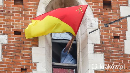 Zamojska flaga nad Krakowem. Koniec niechęci, która trwała kilkaset lat