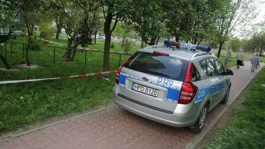 Zamordował dziewczynę i skoczył z 11 piętra. Poszło o jej przyjaciela?