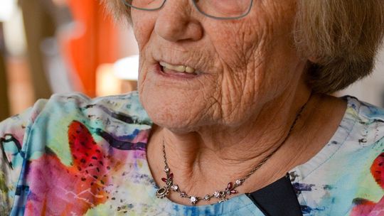 Zamość. 81 tys. zł w reklamówce poleciało przez balkon