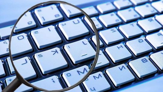 Zamość. Chciał zarobić na kryptowalutach, a widział na żywo, jak ktoś kradnie mu pieniądze