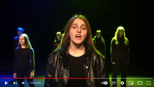 Zamość. "Czerwona kalina" w wersji ZDK w prokuraturze. Teledysk usunięty z internetu