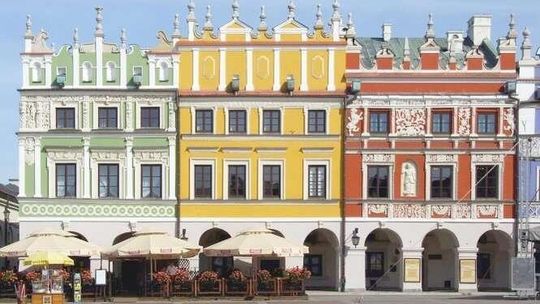 Zamość: Kamienice do remontu. Akcję wesprze znana firma