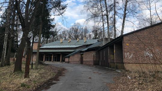 Zamość. Myśliwi wynajmują dawny dom dziecka. Co tam powstanie?