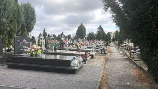 Zamość. Podwyżki na cmentarzu. Więcej za miejsce, za grób, za dom żałobny