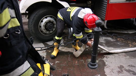 Zamość: Pożar samochodu na osiedlowym parkingu