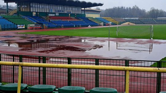 Zamość. Stadion się sypie, a kibice Hetmana chcą wstrzymania inwestycji