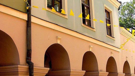 Zamość: Usunięto tablicę poświęconą Róży Luksemburg. SLD protestuje