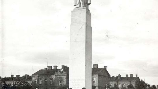 Zamość: Zbierają pieniądze na budowę pomnika Józefa Piłsudskiego