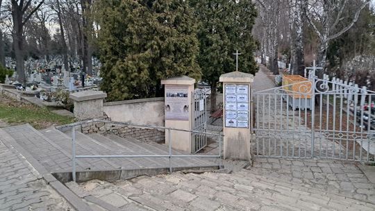 Zamość. Zrzutka na cmentarz. To apel nie tylko do parafian