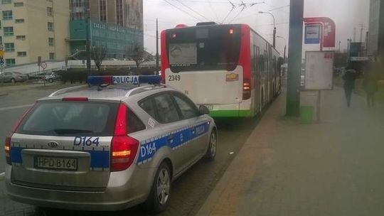 Zana: BMW zderzyło się z autobusem MPK