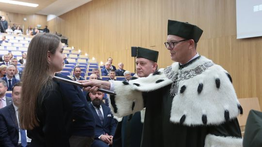 Żaneta wysuszyła włosy przy 70 km/h, czyli anielski jubileusz Politechniki Lubelskiej