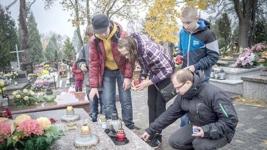 Zapal znicz zapomnianym bohaterom