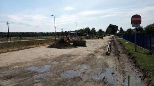 Zaparkuj i jedź. Węzeł przesiadkowy w Wandzinie prawie gotowy