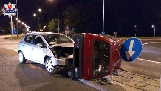 Zapomniała, że jest na drodze podporządkowanej. Oto efekt 