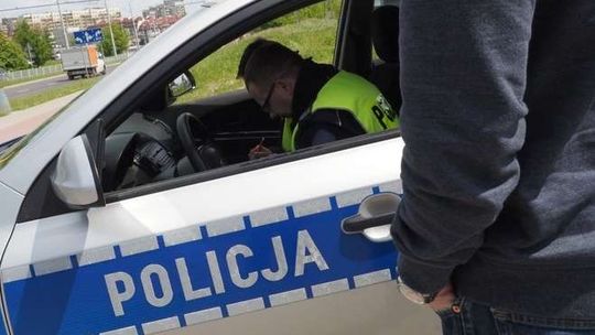 Zapomniałeś dowodu rejestracyjnego i OC? Kary już nie będzie