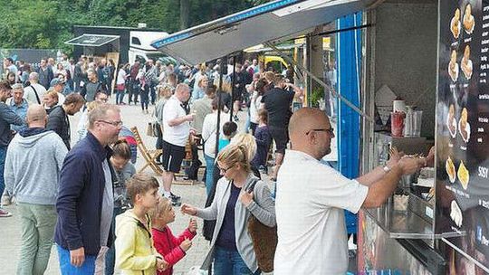 Żarcie na kółkach. Food Trucki zaparkowały w Lublinie