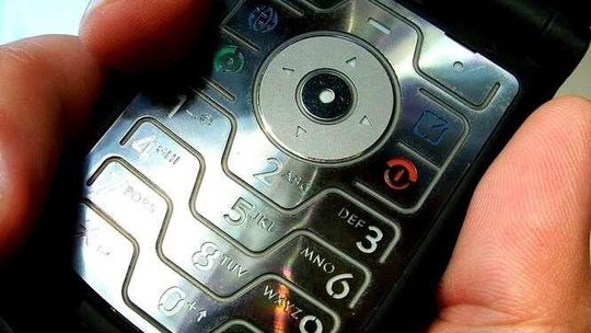 Zarzuty za SMSy do posła PiS