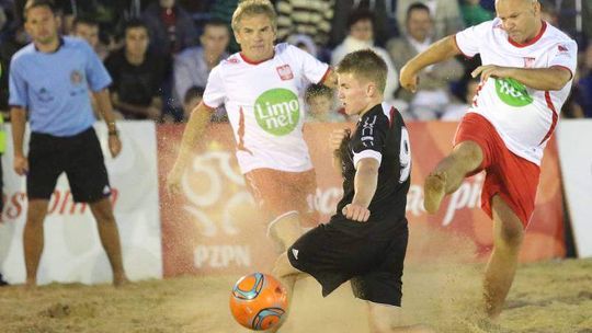 Zasypią piaskiem plac Chopina w Puławach. Będą grać w piłkę