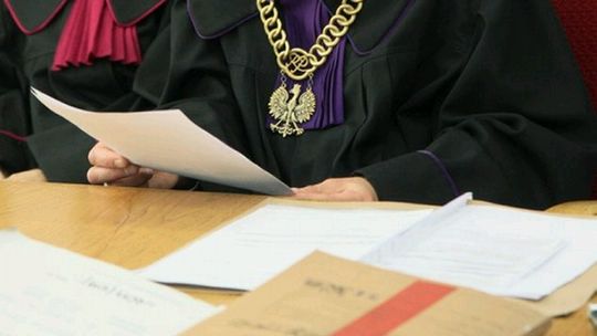 Zawiązała mężowi pętlę na szyi i udusiła. 15 lat więzienia dla 40-latki